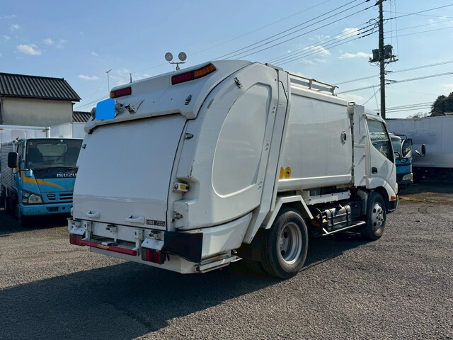 日野デュトロパッカー車（塵芥車）小型（2t・3t）[写真05]