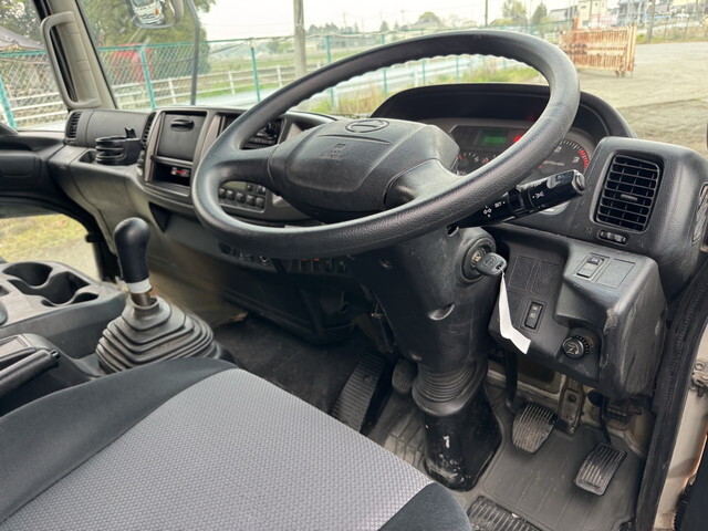 日野レンジャーコンテナ専用車中型（4t）[写真34]
