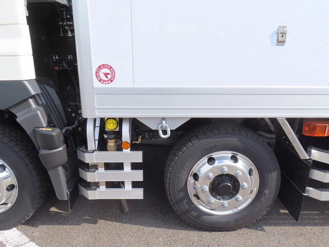 日野プロフィア冷凍車（冷蔵車）大型（10t）[写真31]