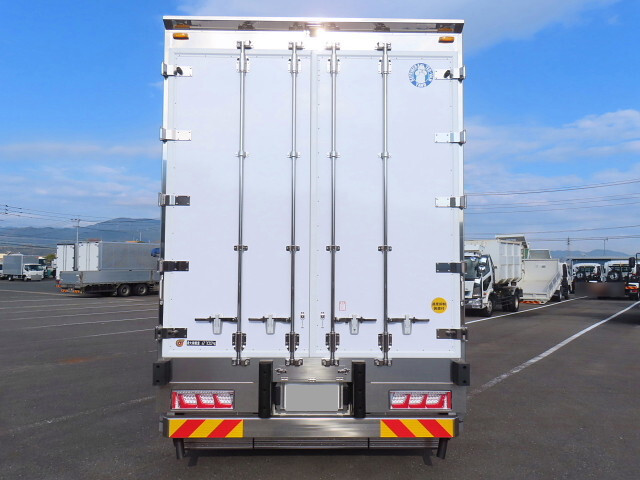 日野プロフィア冷凍車（冷蔵車）大型（10t）[写真06]
