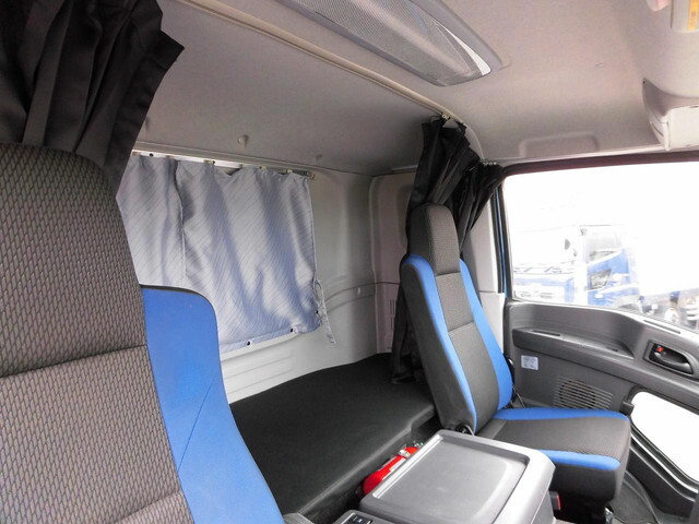 いすゞギガダンプ大型（10t）[写真22]
