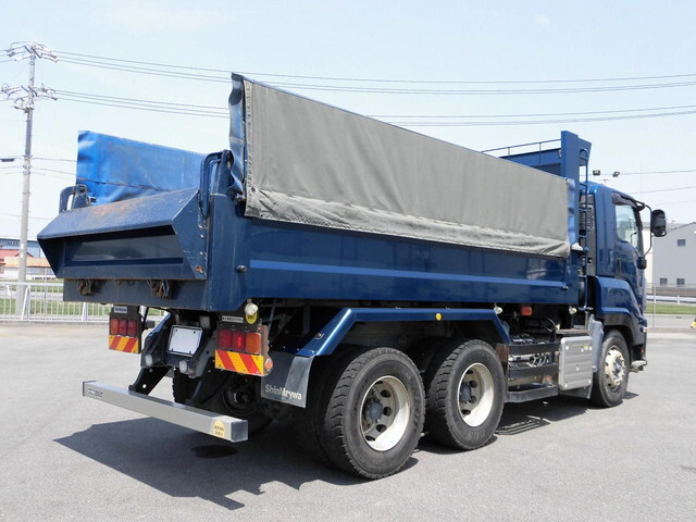 いすゞギガダンプ大型（10t）[写真04]