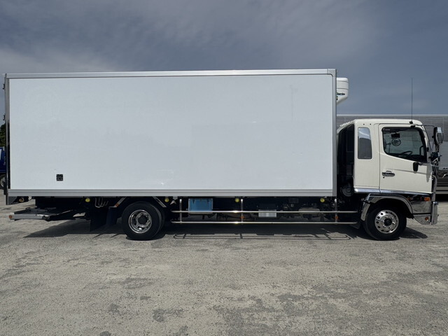 日野レンジャー冷凍車（冷蔵車）中型（4t）[写真06]