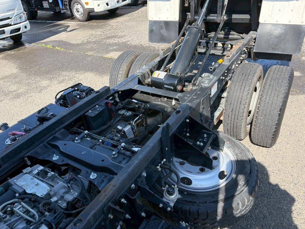いすゞエルフダンプ小型（2t・3t）[写真12]