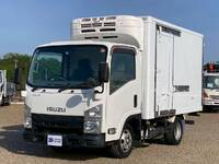 いすゞエルフ冷凍車（冷蔵車）小型（2t・3t）[写真01]