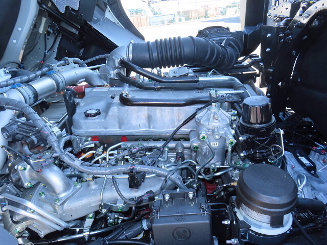 日野プロフィア冷蔵冷凍ウイング大型（10t）[写真15]