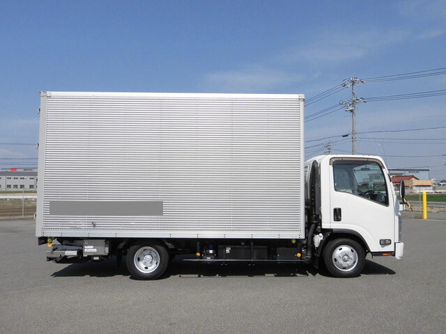 いすゞエルフアルミバン小型（2t・3t）[写真06]