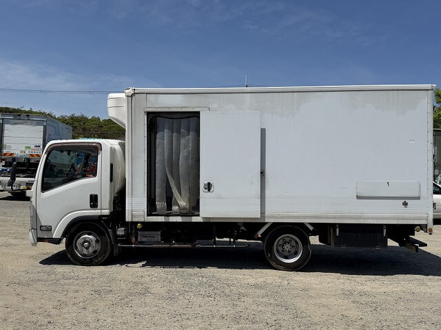 いすゞエルフ冷凍車（冷蔵車）小型（2t・3t）[写真09]