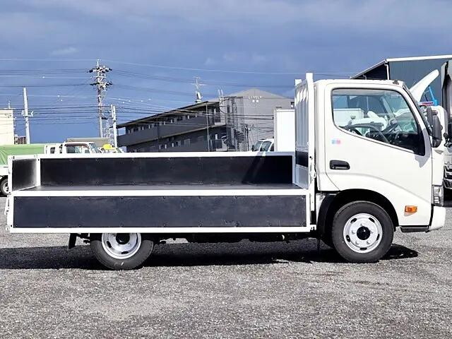 トヨタダイナ平ボディ小型（2t・3t）[写真05]