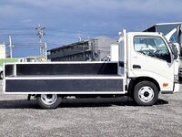 トヨタダイナ平ボディ小型（2t・3t）[写真06]