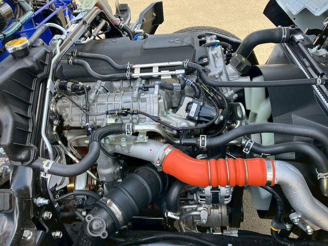 三菱ふそうキャンタークレーン4段小型（2t・3t）[写真19]