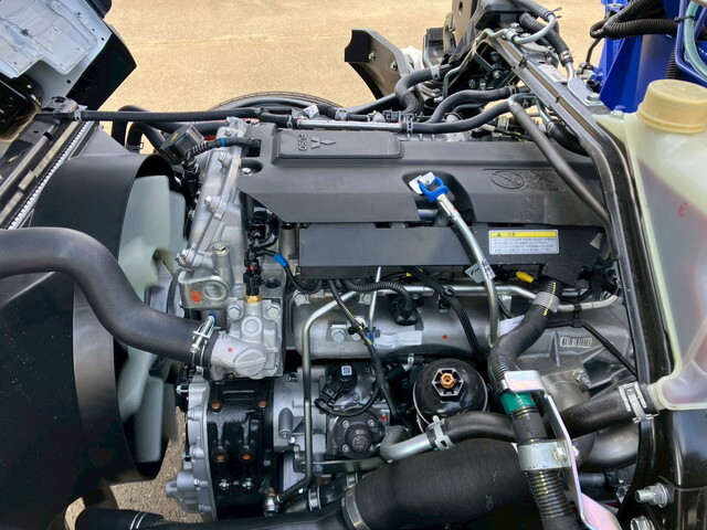 三菱ふそうキャンタークレーン4段小型（2t・3t）[写真21]