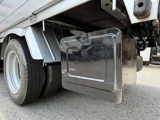 トヨタダイナ平ボディ小型（2t・3t）[写真13]