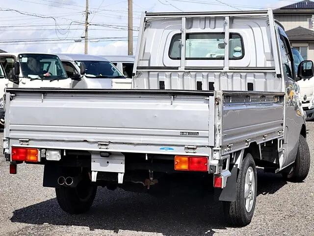 トヨタライトエース平ボディ小型（2t・3t）[写真02]