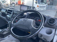 日野デュトロ冷凍車（冷蔵車）小型（2t・3t）[写真26]