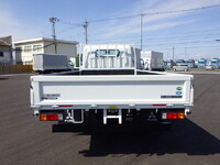 三菱ふそうキャンター平ボディ小型（2t・3t）[写真09]