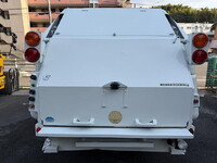 いすゞエルフパッカー車（塵芥車）小型（2t・3t）[写真08]
