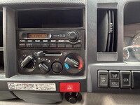 いすゞエルフダブルキャブ（Wキャブ）小型（2t・3t）[写真16]