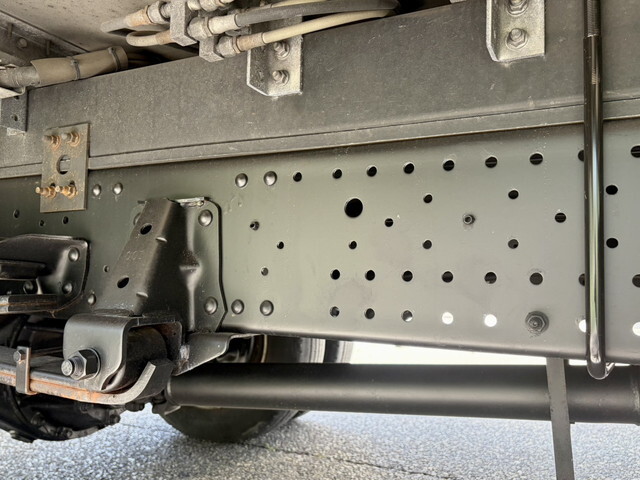 いすゞエルフアルミウイング小型（2t・3t）[写真26]