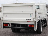 三菱ふそうキャンター平ボディ小型（2t・3t）[写真02]