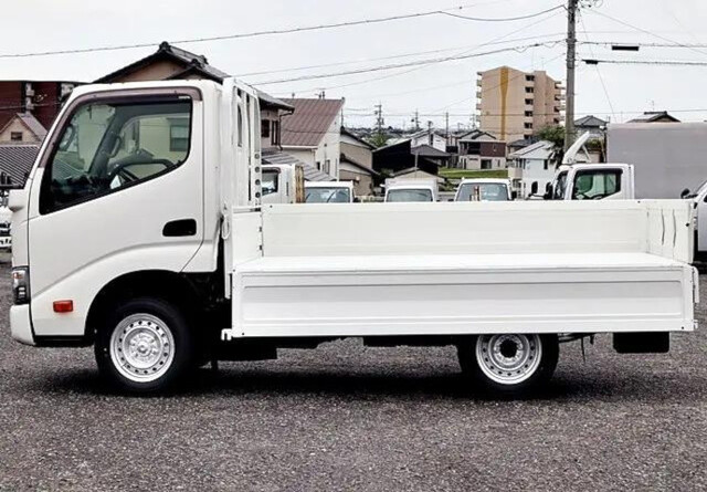 トヨタダイナ平ボディ小型（2t・3t）[写真12]