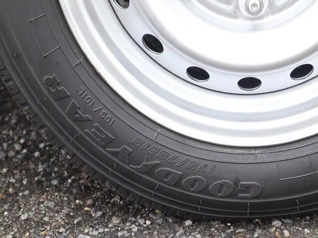 トヨタダイナ平ボディ小型（2t・3t）[写真19]