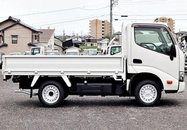トヨタダイナ平ボディ小型（2t・3t）[写真07]