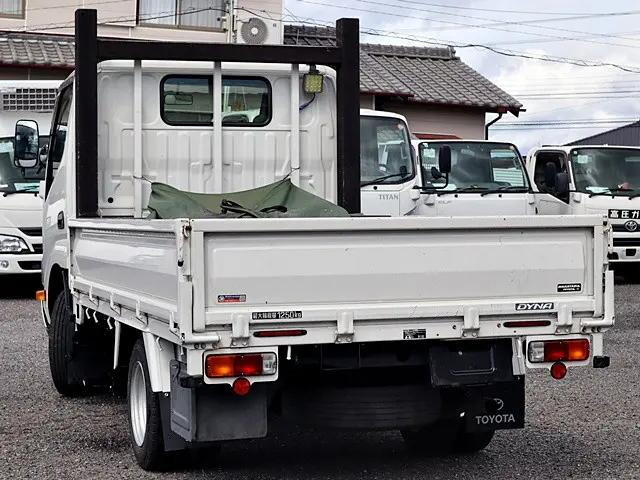 トヨタダイナ平ボディ小型（2t・3t）[写真03]