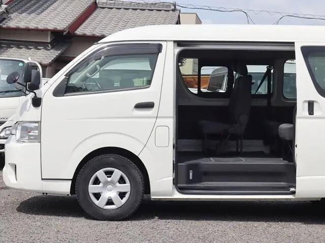 トヨタハイエースその他の形状小型（2t・3t）[写真09]