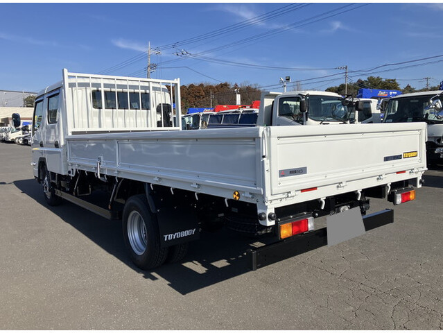 三菱ふそうキャンターダブルキャブ（Wキャブ）小型（2t・3t）[写真02]