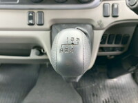 三菱ふそうキャンターアルミバン小型（2t・3t）[写真27]