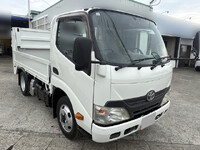 トヨタダイナ平ボディ小型（2t・3t）[写真01]