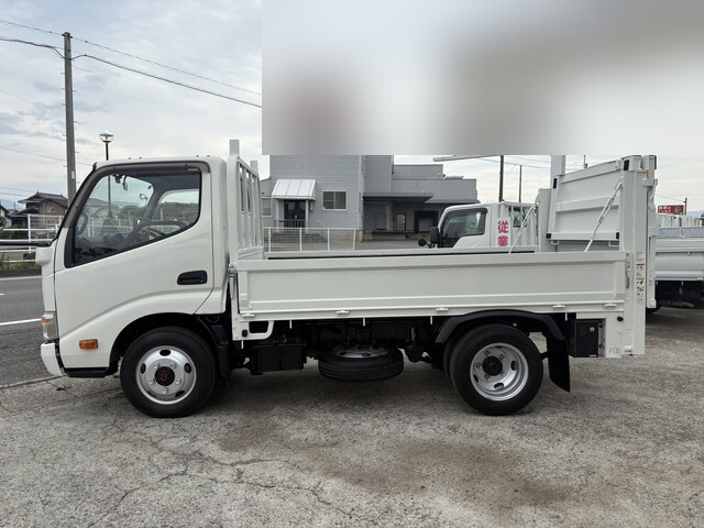 トヨタダイナ平ボディ小型（2t・3t）[写真04]