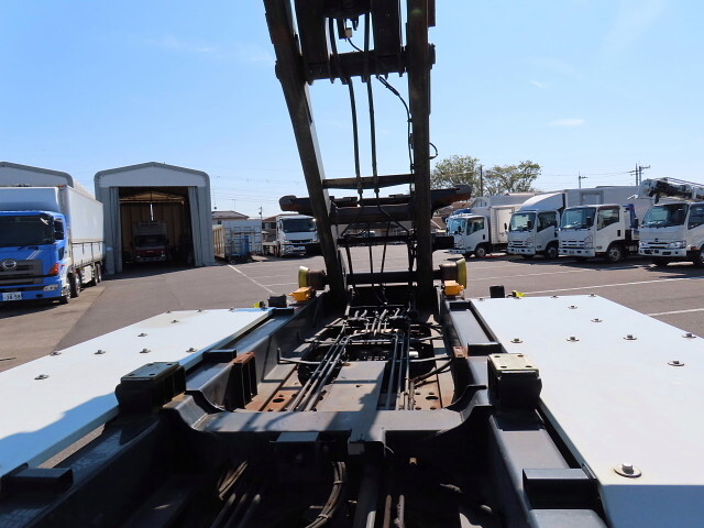 三菱ふそうスーパーグレートコンテナ専用車大型（10t）[写真35]