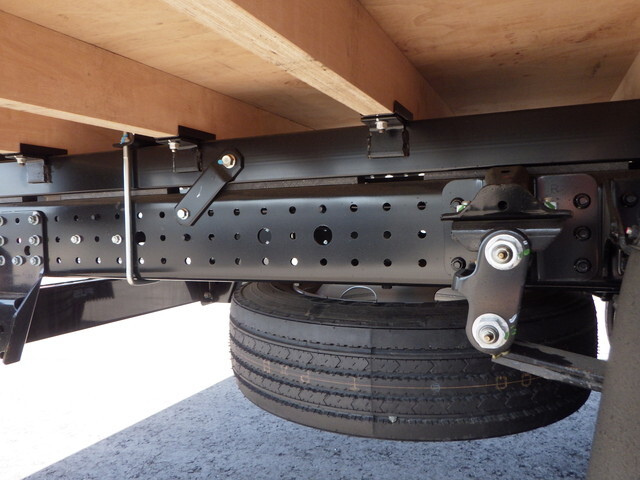 三菱ふそうキャンター平ボディ小型（2t・3t）[写真34]