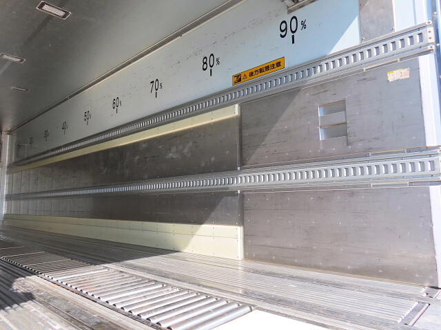 日野プロフィア冷凍車（冷蔵車）大型（10t）[写真29]