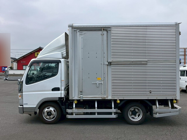 三菱ふそうキャンターアルミバン小型（2t・3t）[写真07]