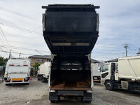 日野レンジャーパッカー車（塵芥車）中型（4t）[写真14]