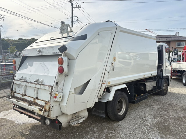 日野レンジャーパッカー車（塵芥車）中型（4t）[写真04]