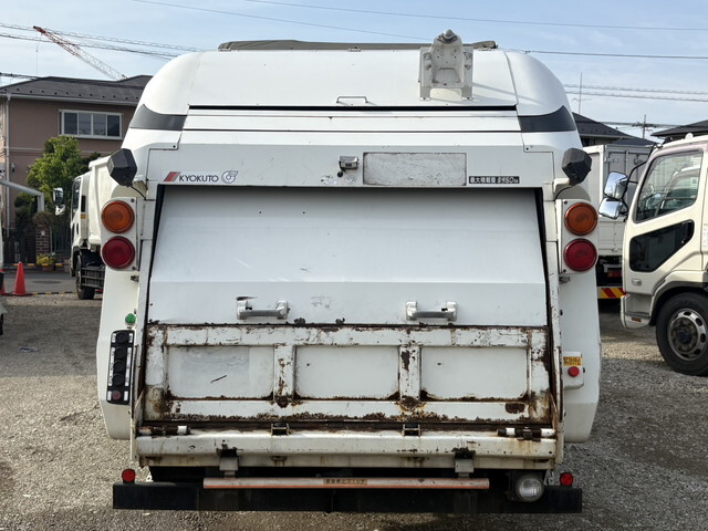 日野レンジャーパッカー車（塵芥車）中型（4t）[写真08]