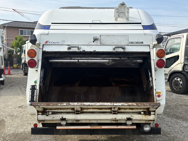 日野レンジャーパッカー車（塵芥車）中型（4t）[写真09]