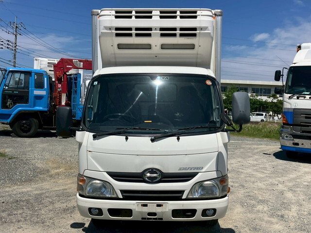 日野デュトロ冷凍車（冷蔵車）小型（2t・3t）[写真08]