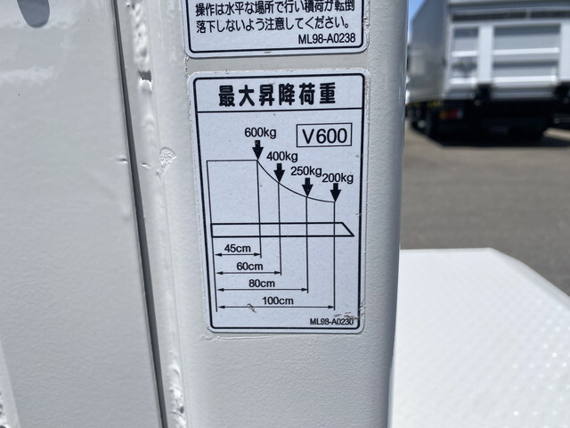 日野デュトロ平ボディ小型（2t・3t）[写真10]