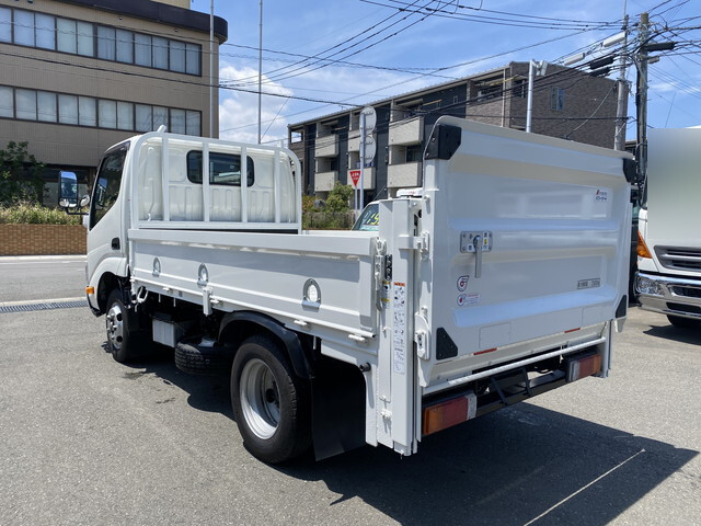 日野デュトロ平ボディ小型（2t・3t）[写真02]