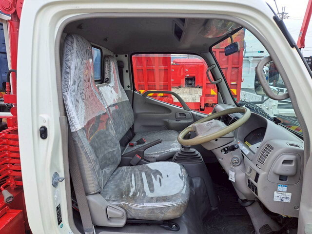 日野デュトロクレーン付小型（2t・3t）[写真32]