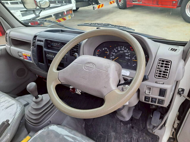 日野デュトロクレーン付小型（2t・3t）[写真35]