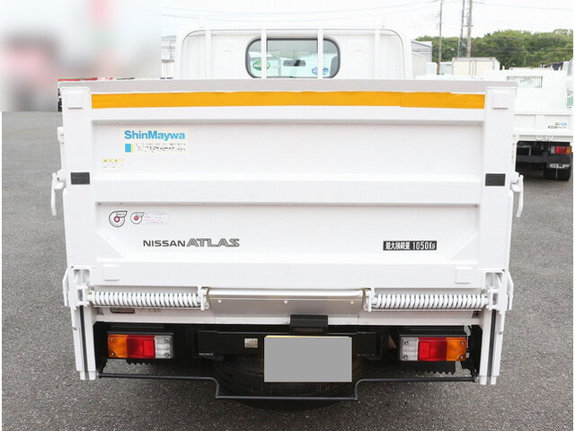 日産アトラスダブルキャブ（Wキャブ）小型（2t・3t）[写真16]