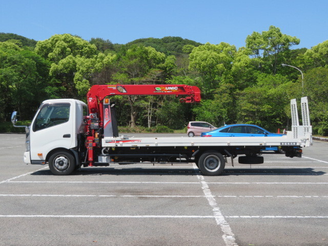 日野デュトロセーフティクレーン4段小型（2t・3t）[写真03]