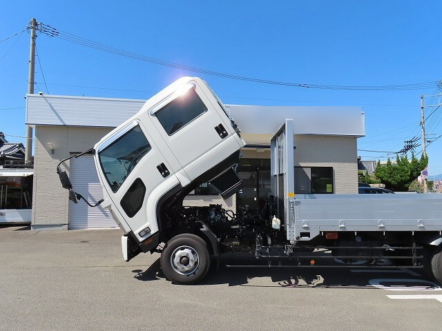 いすゞフォワードダブルキャブ（Wキャブ）増トン（6t・8t）[写真25]