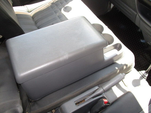 マツダボンゴ平ボディ小型（2t・3t）[写真25]